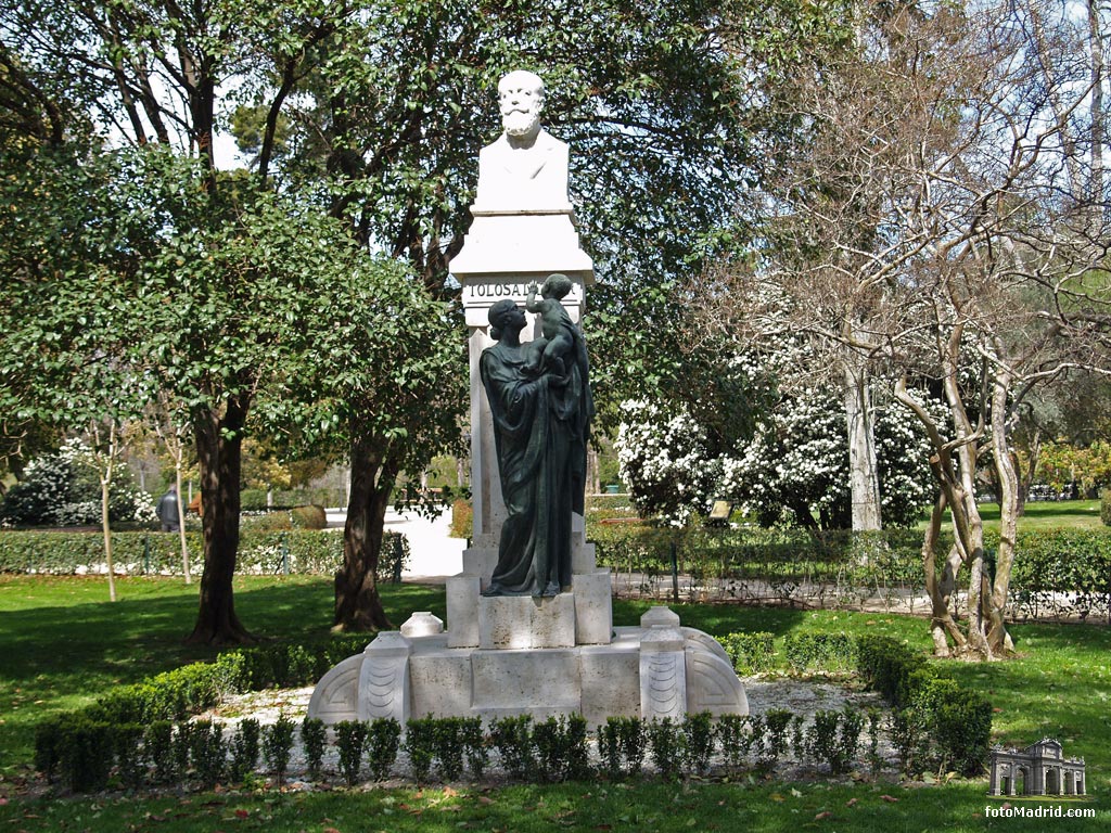 Monumento a Tolosa Latour